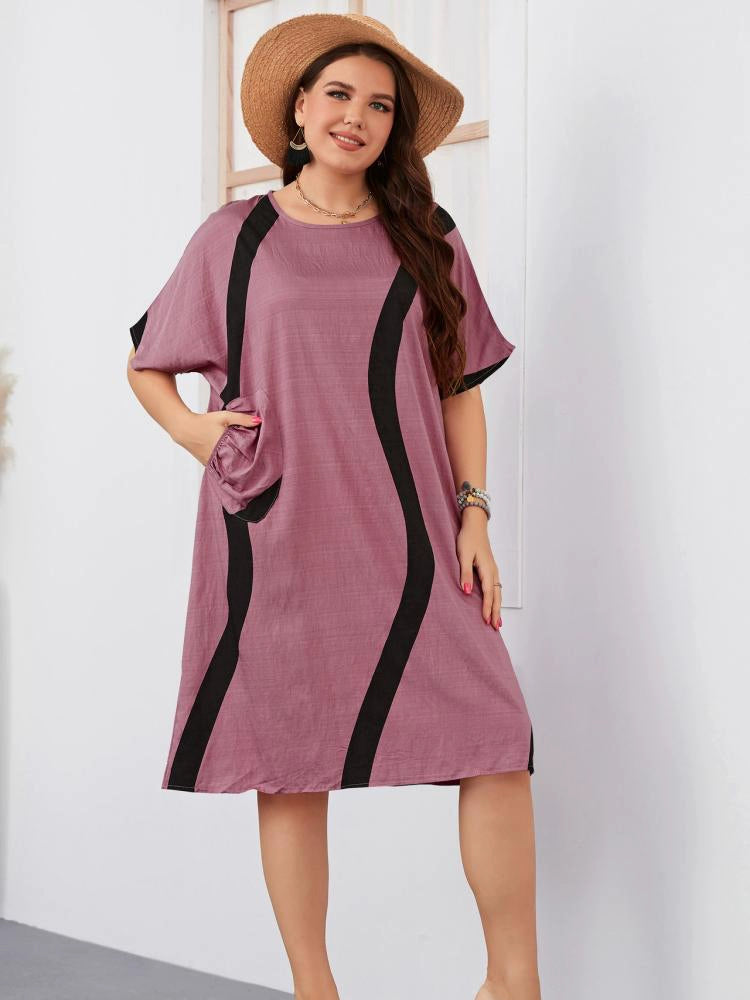 Loose-Fit Short-Sleeved Dress