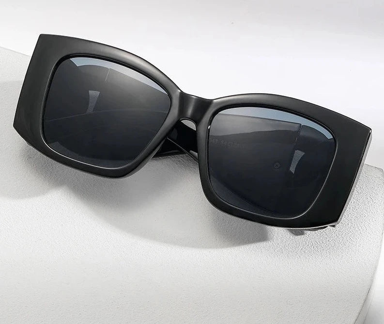 Oversized Cat Eye Sunglasses